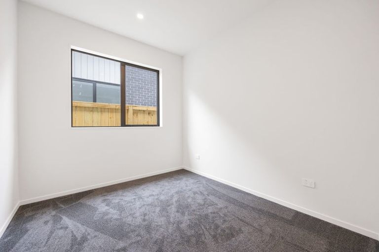 Photo of property in 8 Zadar Street, Kumeu, 0810