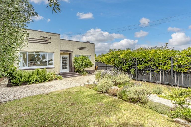 Photo of property in 1/89 Aorangi Road, Bryndwr, Christchurch, 8053