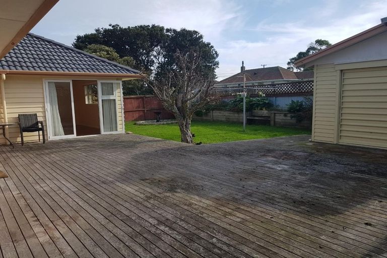 Photo of property in 19 David Street, Bayswater, Auckland, 0622