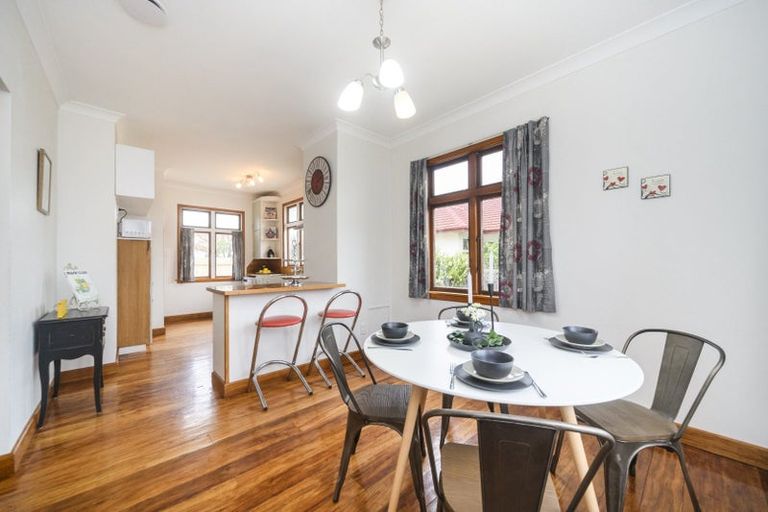 Photo of property in 25 Saint Johns Avenue, Palmerston North, 4414