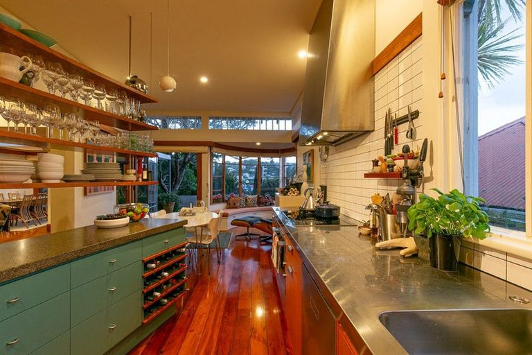 Photo of property in 66 Upland Road, Kelburn, Wellington, 6012