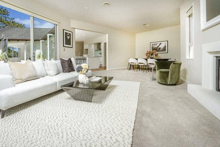 Photo of property in 52 Rautahi Terrace, Redvale, Albany, 0792