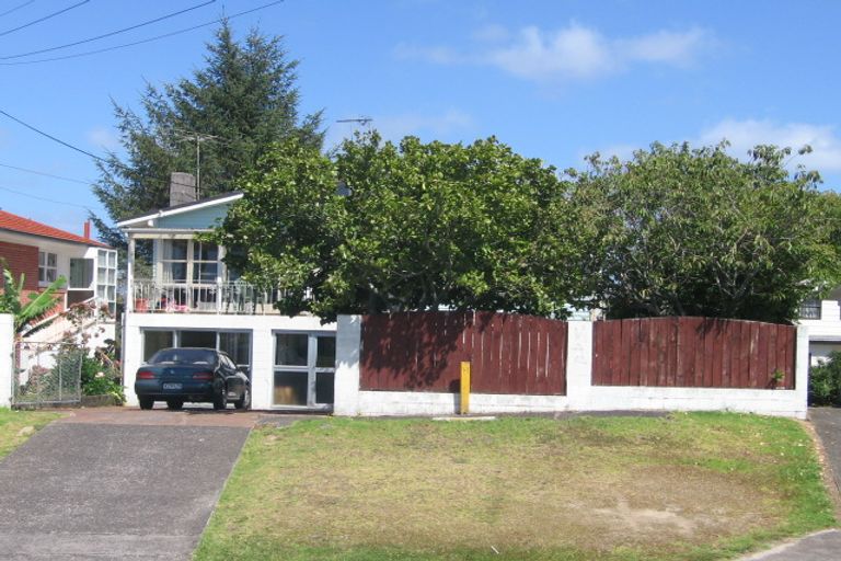 Photo of property in 12 James Street, Bayview, Auckland, 0629