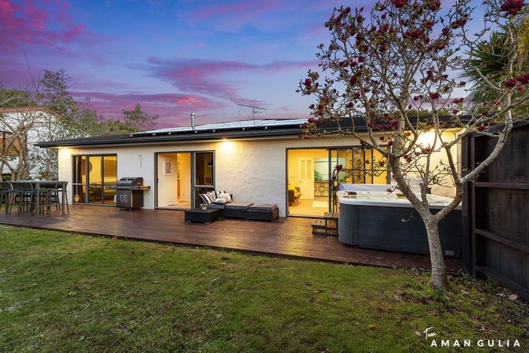 Photo of property in 135 Greenhithe Road, Greenhithe, Auckland, 0632