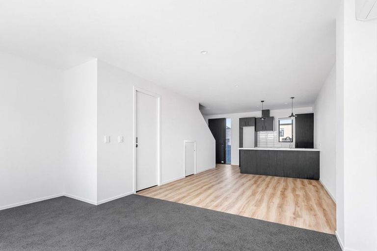Photo of property in 61 Pipi Place, Levin, 5510