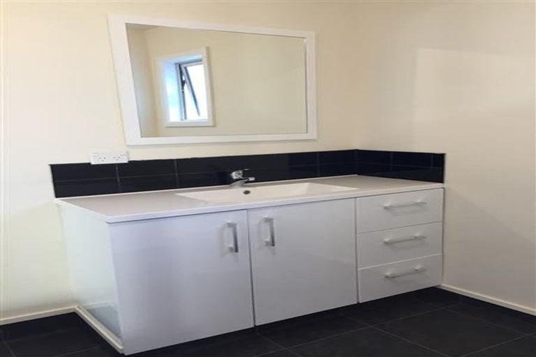 Photo of property in 122 Flaxmere Avenue, Flaxmere, Hastings, 4120