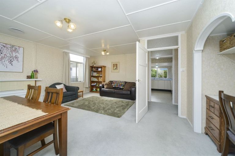 Photo of property in 35 Birmingham Street, Takaro, Palmerston North, 4412