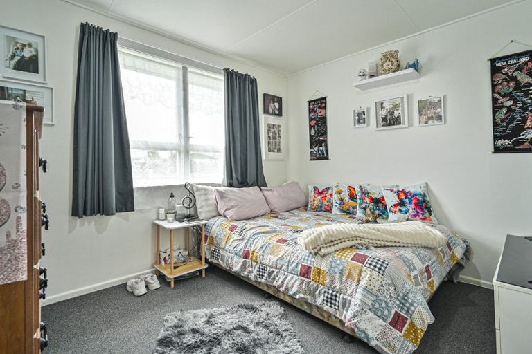 Photo of property in 12 Liverpool Crescent, Flaxmere, Hastings, 4120