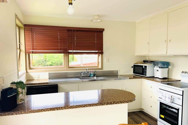 Photo of property in 2 Penrith Street, Westown, New Plymouth, 4310