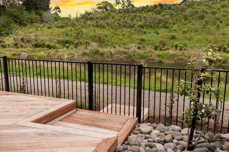 Photo of property in 109 Whakaturou Crescent, Pyes Pa, Tauranga, 3112