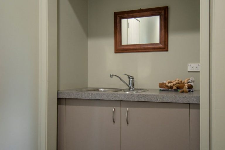 Photo of property in 14 Olive Close, Omokoroa, 3114