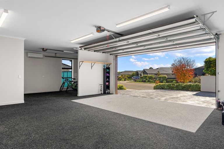 Photo of property in 8 Rosemary Place, Stoke, Nelson, 7011