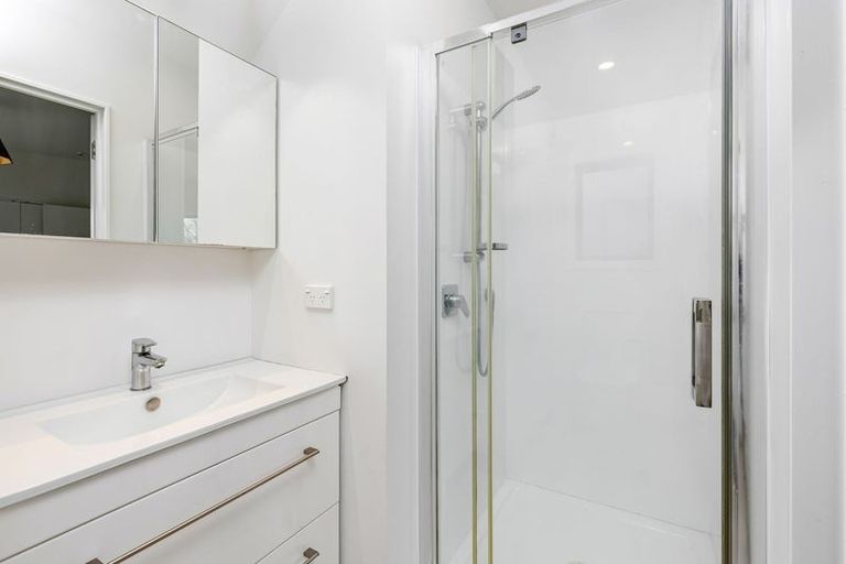 Photo of property in 1/56 Centorian Drive, Windsor Park, Auckland, 0632