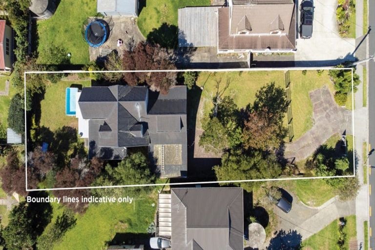 Photo of property in 802 Whangaparaoa Road, Manly, Whangaparaoa, 0930