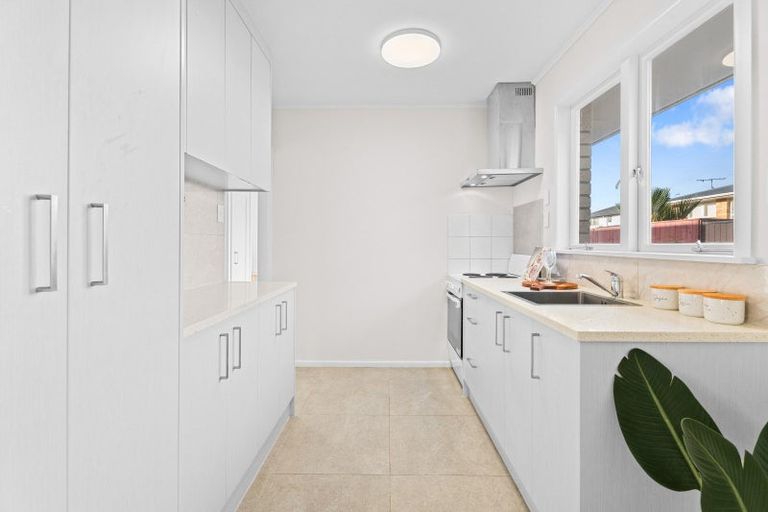 Photo of property in 2/7 Laburnum Road, New Windsor, Auckland, 0600