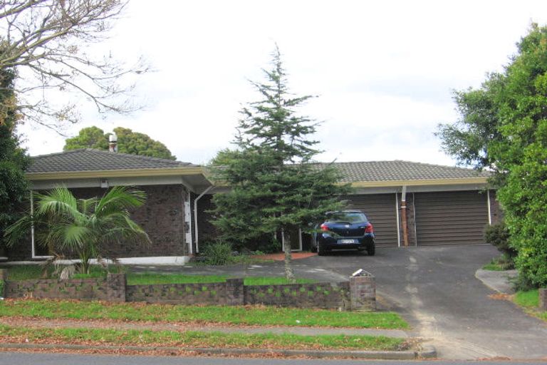 Photo of property in 4 Everglade Drive, Goodwood Heights, Auckland, 2105