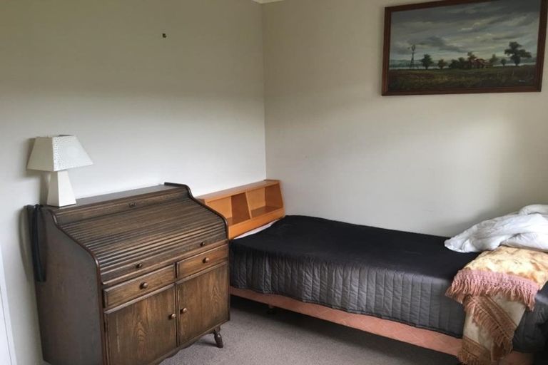 Photo of property in 1b Staffordshire Street, Burwood, Christchurch, 8083