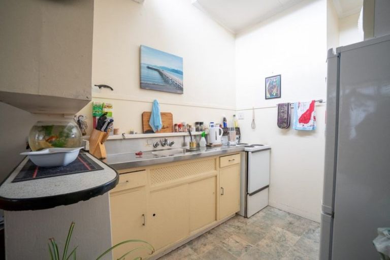 Photo of property in 90 Victoria Avenue, Palmerston North, 4410