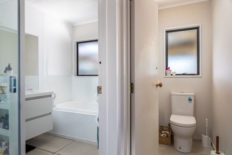 Photo of property in 12 Pratt Street, Waitara, 4320