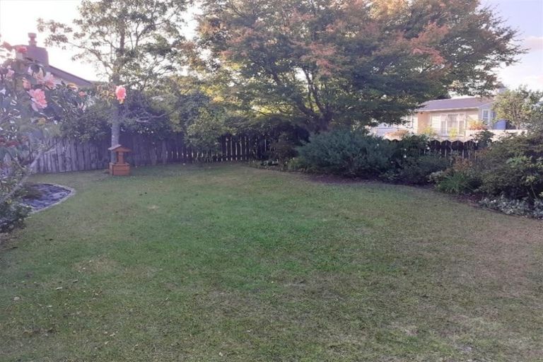 Photo of property in 23 Woodford Avenue, Brookfield, Tauranga, 3110