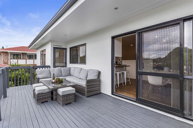 Photo of property in 7 Jubaea Place, Henderson, Auckland, 0610