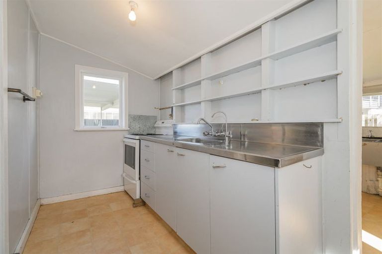 Photo of property in 316 Wharf Road, Coromandel, 3506