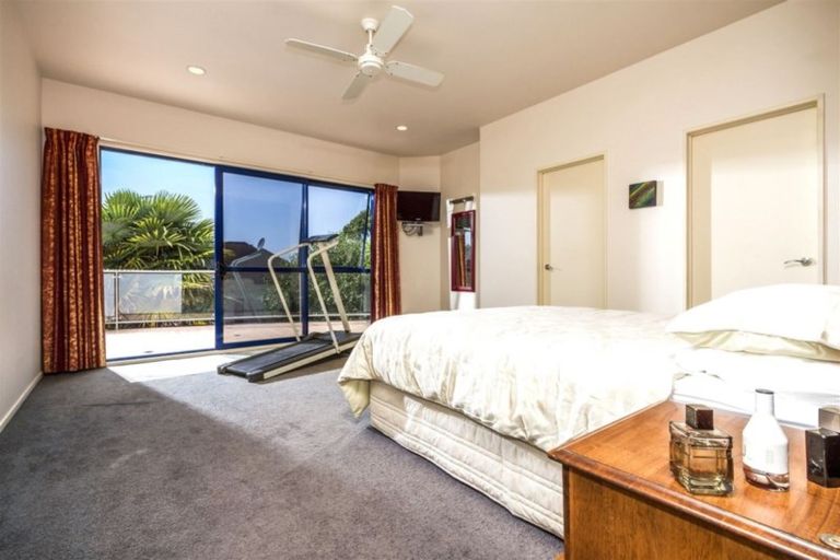 Photo of property in 13 Asbury Crescent, Campbells Bay, Auckland, 0630