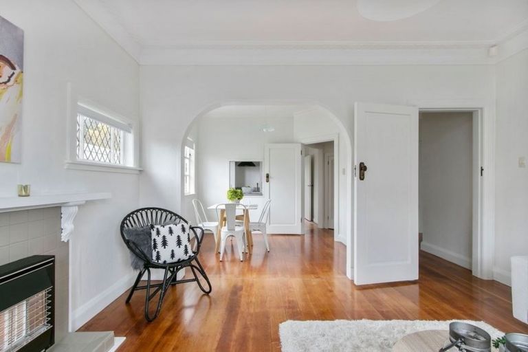 Photo of property in 31 Burnside Street, Waterloo, Lower Hutt, 5011