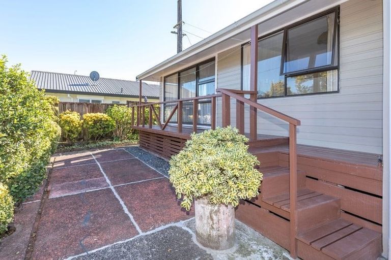 Photo of property in 29b Winter Street, Fairfield, Hamilton, 3214