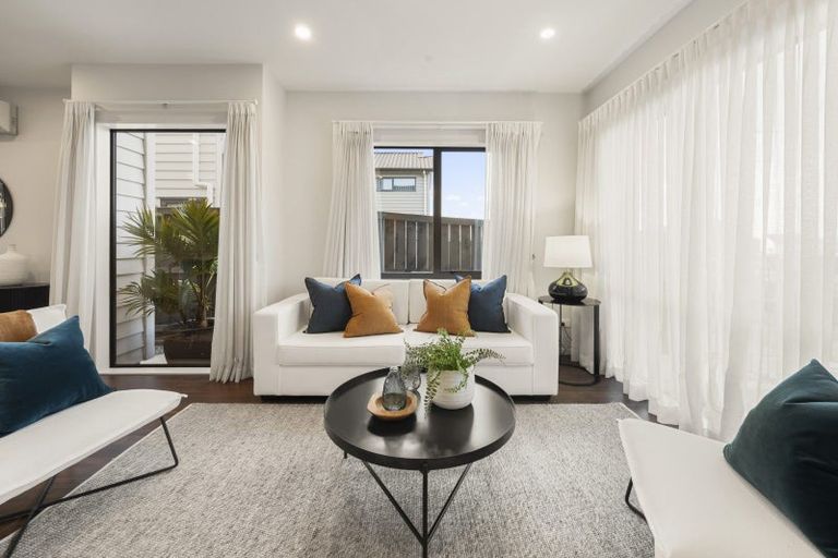 Photo of property in 144 Hobsonville Road, Hobsonville, Auckland, 0618