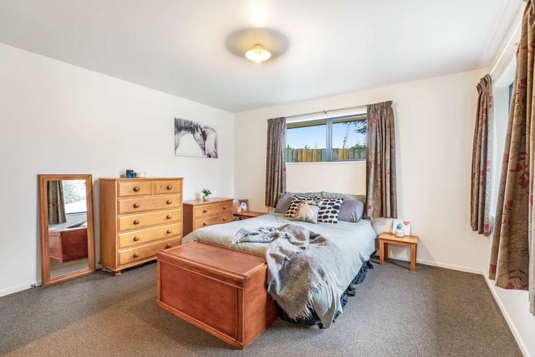 Photo of property in 15 Church Street, Oxford, 7430