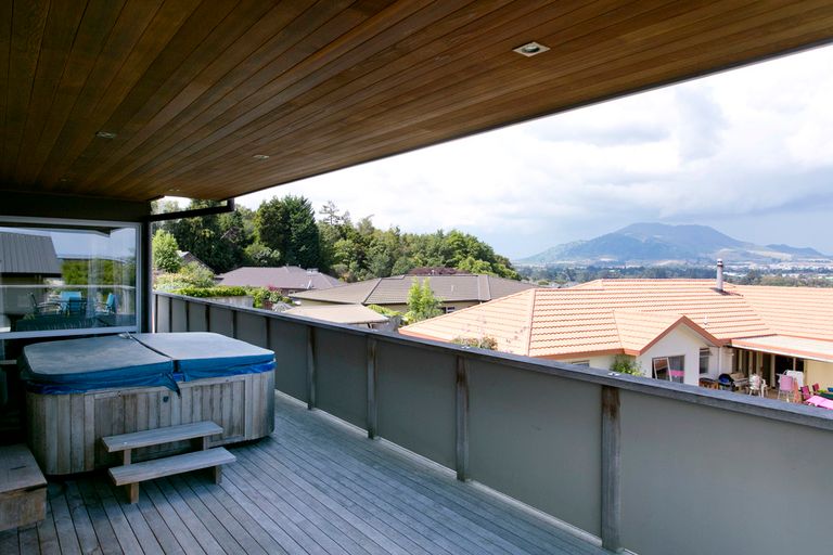 Photo of property in 7 Acacia Bay Road, Nukuhau, Taupo, 3330
