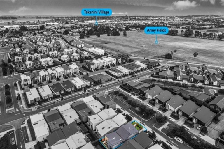 Photo of property in 6 Gallantry Crescent, Papakura, 2110