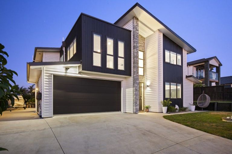 Photo of property in 54 Eighth View Avenue, Beachlands, Auckland, 2018