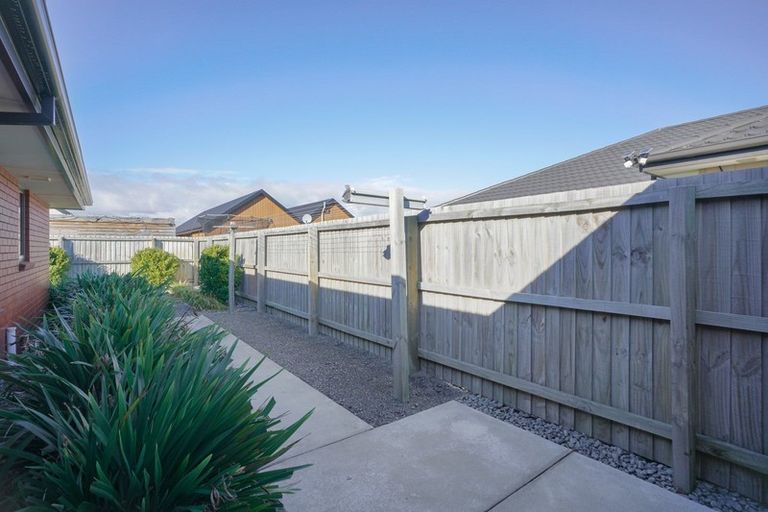 Photo of property in 9 Bamber Crescent, Halswell, Christchurch, 8025