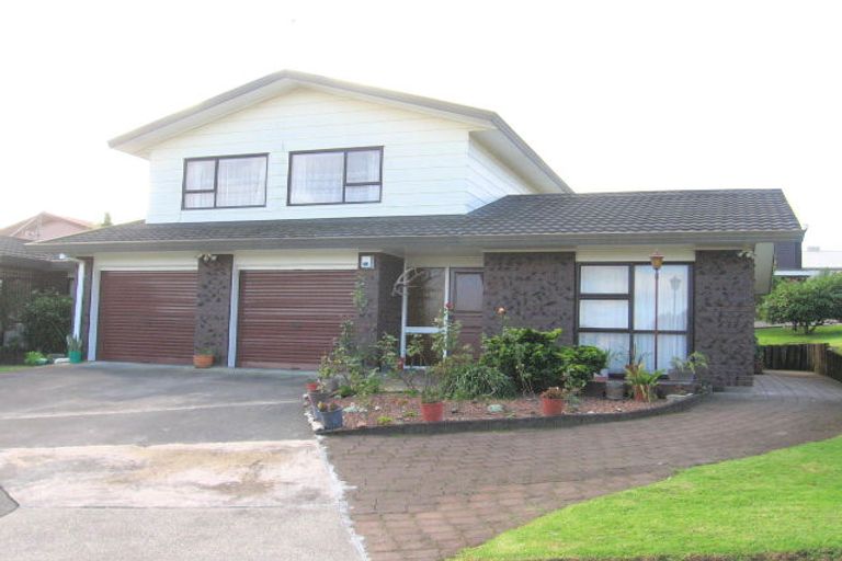 Photo of property in 1/12 Steeple Rise, Pakuranga, Auckland, 2010