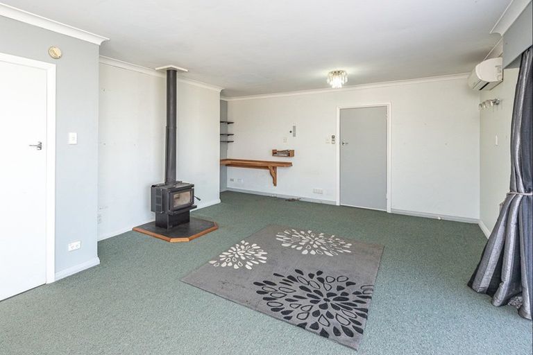 Photo of property in 45 Mosston Road, Castlecliff, Whanganui, 4501