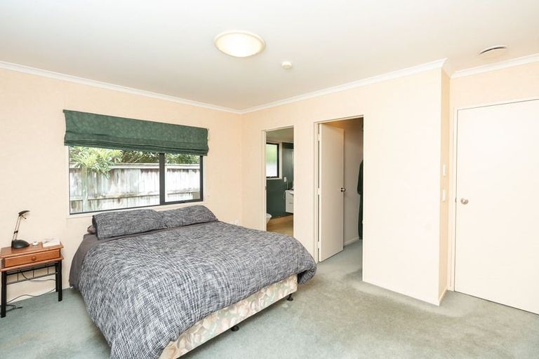 Photo of property in 15 Fendalton Drive, Rototuna, Hamilton, 3210
