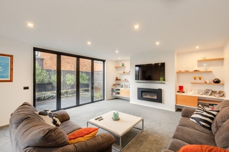 Photo of property in 26 Bannister Place, Ilam, Christchurch, 8053