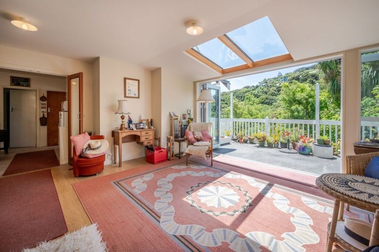 Photo of property in 4 Watson Street, Akaroa, 7520
