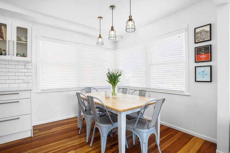 Photo of property in 34 English Street, St Andrews, Hamilton, 3200