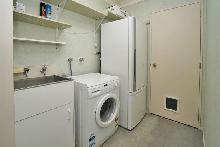 Photo of property in 16 Bouverie Crescent, Flagstaff, Hamilton, 3210