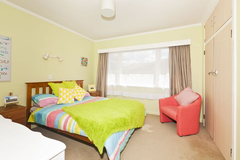 Photo of property in 3a Ford Avenue, Te Kamo, Whangarei, 0112