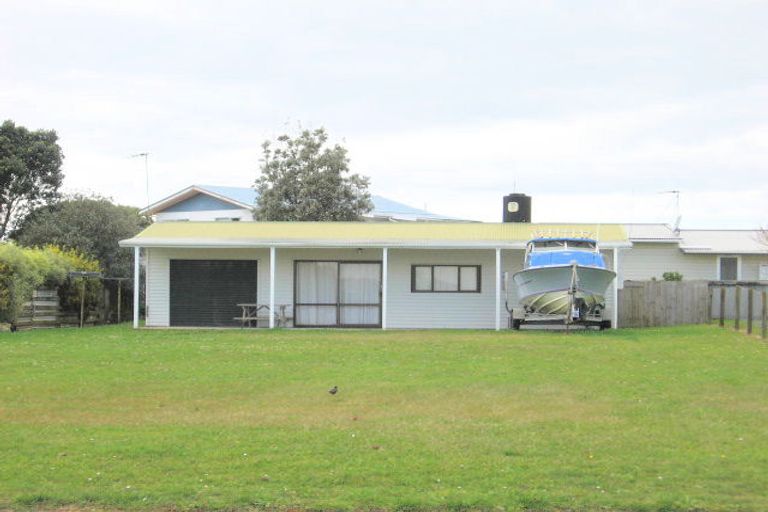 Photo of property in 4 Poplar Street, Whitianga, 3510