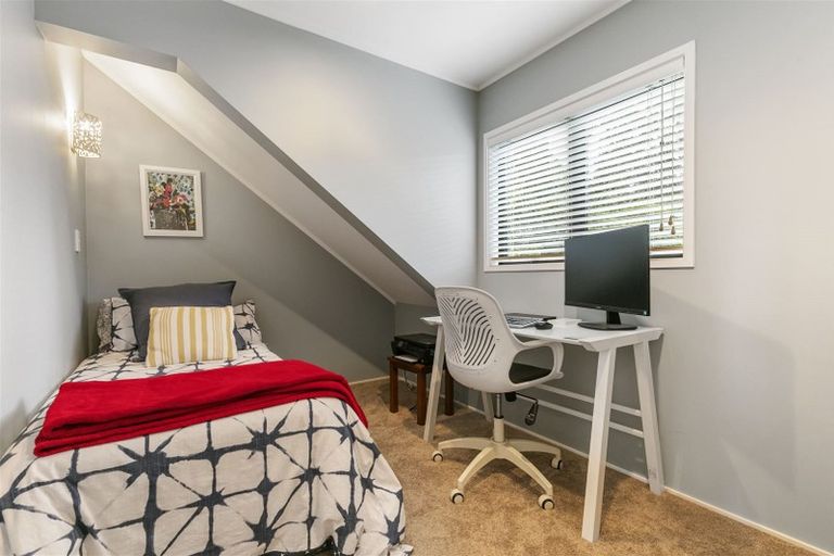 Photo of property in 49a Cockle Bay Road, Cockle Bay, Auckland, 2014