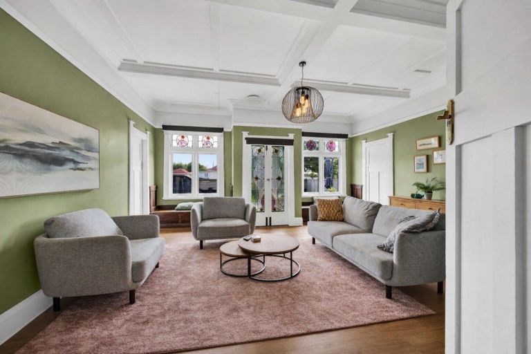 Photo of property in 15 Seyton Street, Stratford, 4332