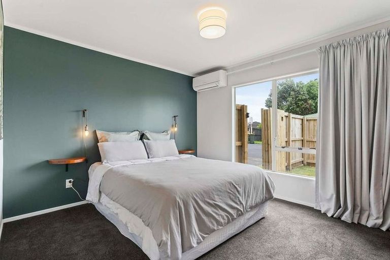 Photo of property in 3/256a Birkdale Road, Birkdale, Auckland, 0626