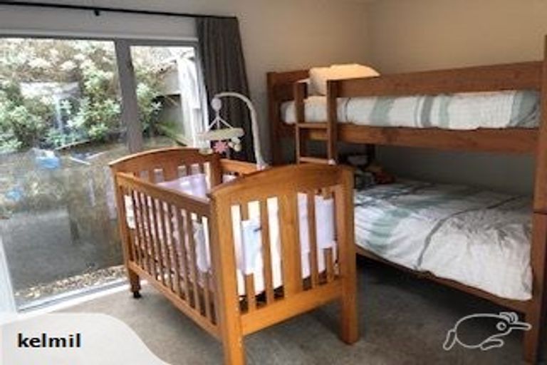 Photo of property in 21 Fernhill Terrace, Wadestown, Wellington, 6012