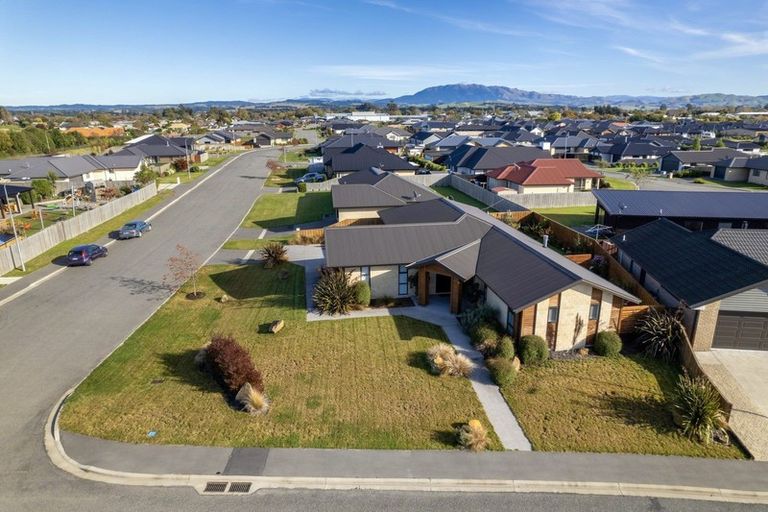 Photo of property in 2 Claremont Crescent, Amberley, 7410