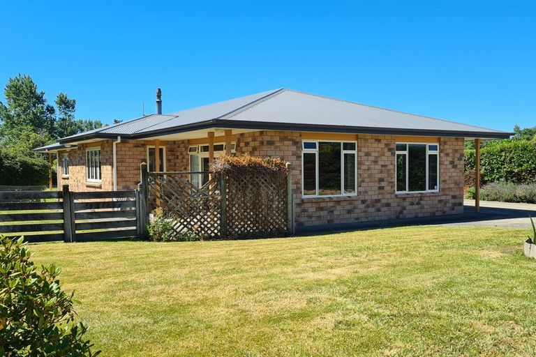 Photo of property in 5 Chamberlain Road, Masterton, 5810
